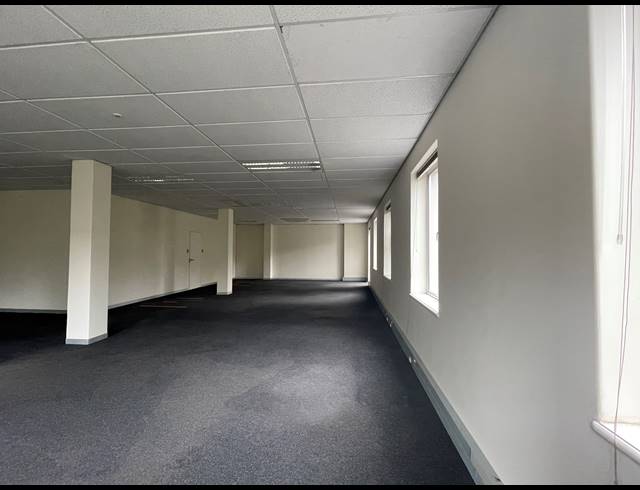 607M² OFFICE TO LET IN SANDTON CENTRAL